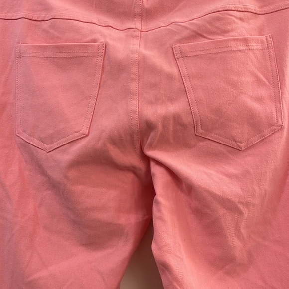 Yelete ladies capris - Picture 5 of 6